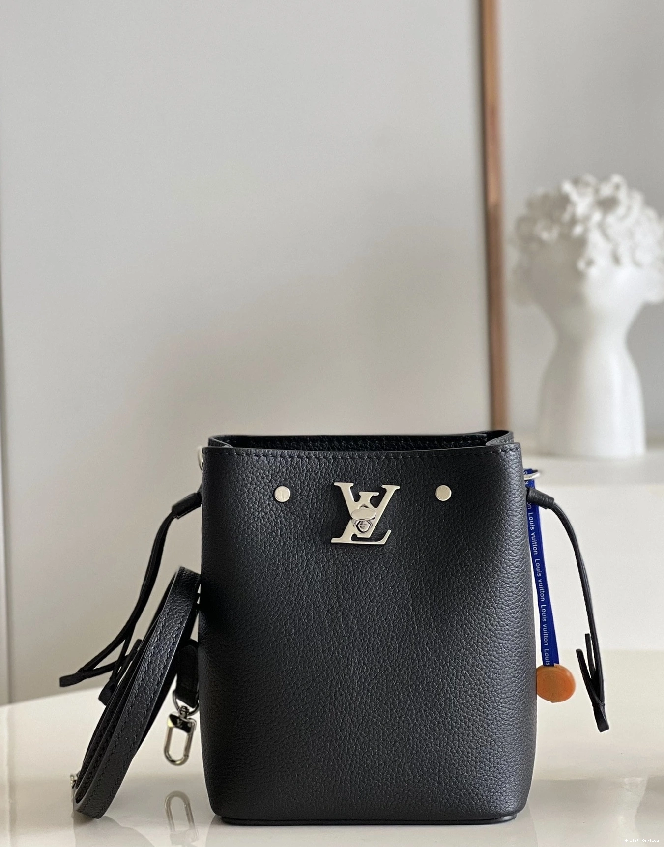 LOUIS LOCKME NANO VUITTON BUCKET 0712